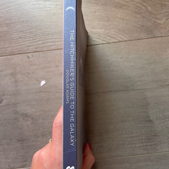 The Hitchhiker's Guide to the Galaxy Book - Picture 2 of 4